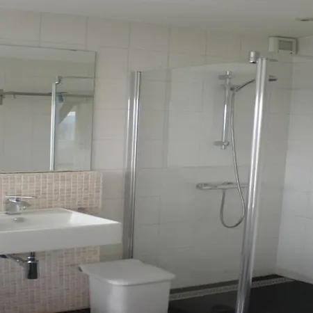Spacious With Sauna, Cleaning Included * Érezée