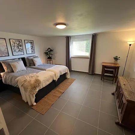 Spacious With Sauna, Cleaning Included Сasa de vacaciones *