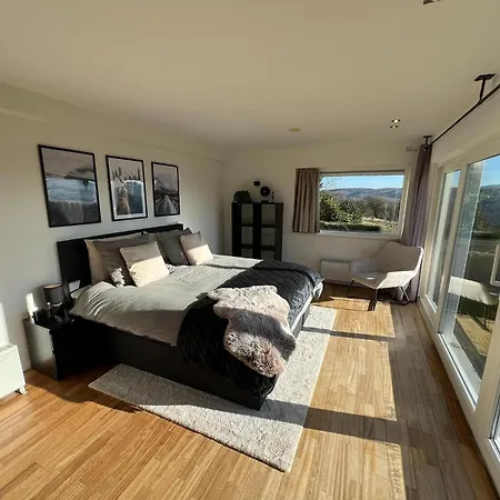 Spacious With Sauna, Cleaning Included